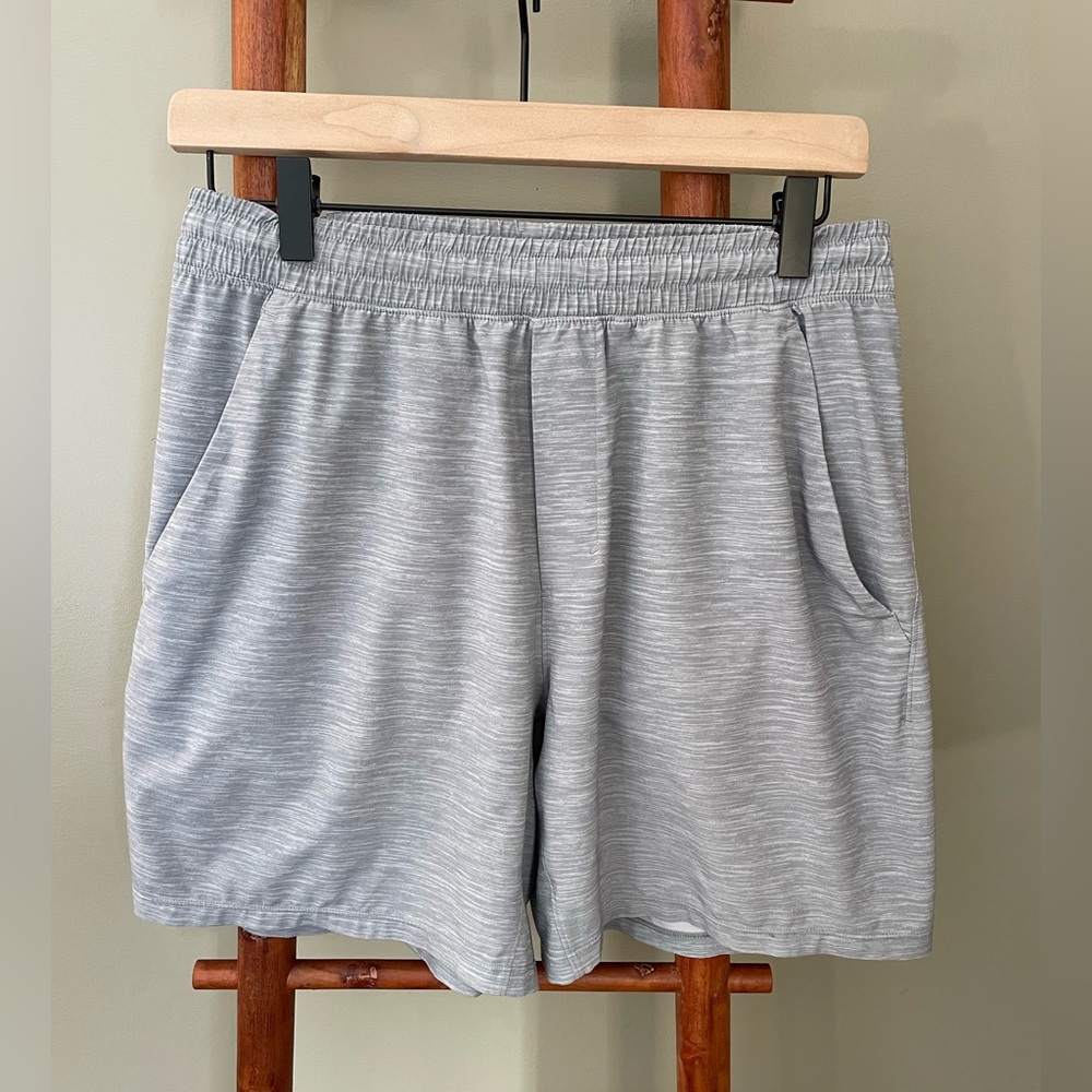 Lululemon Men’s Pace Breaker 7” Short, Medium